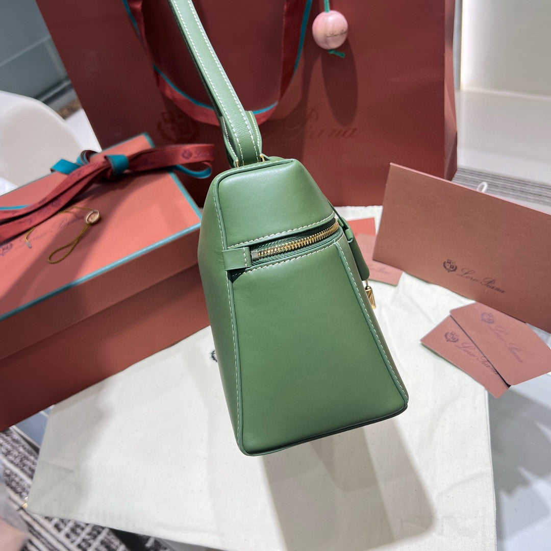 Loro Piana Extra Bag 27