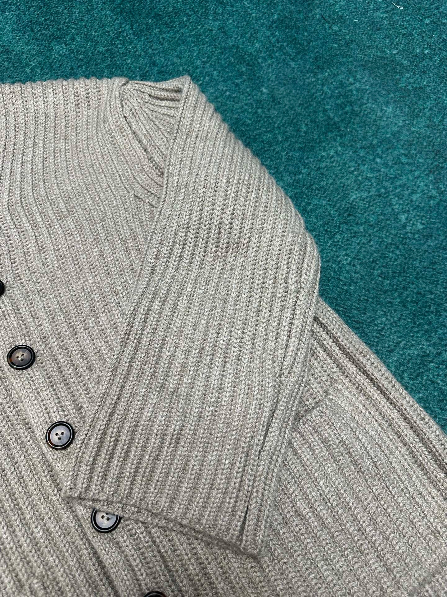 BV Cardigan