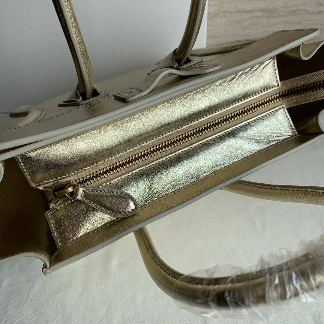 Celine Duffel