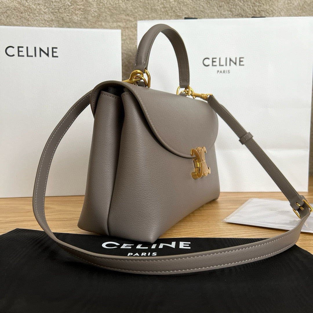 Celine Triomphe