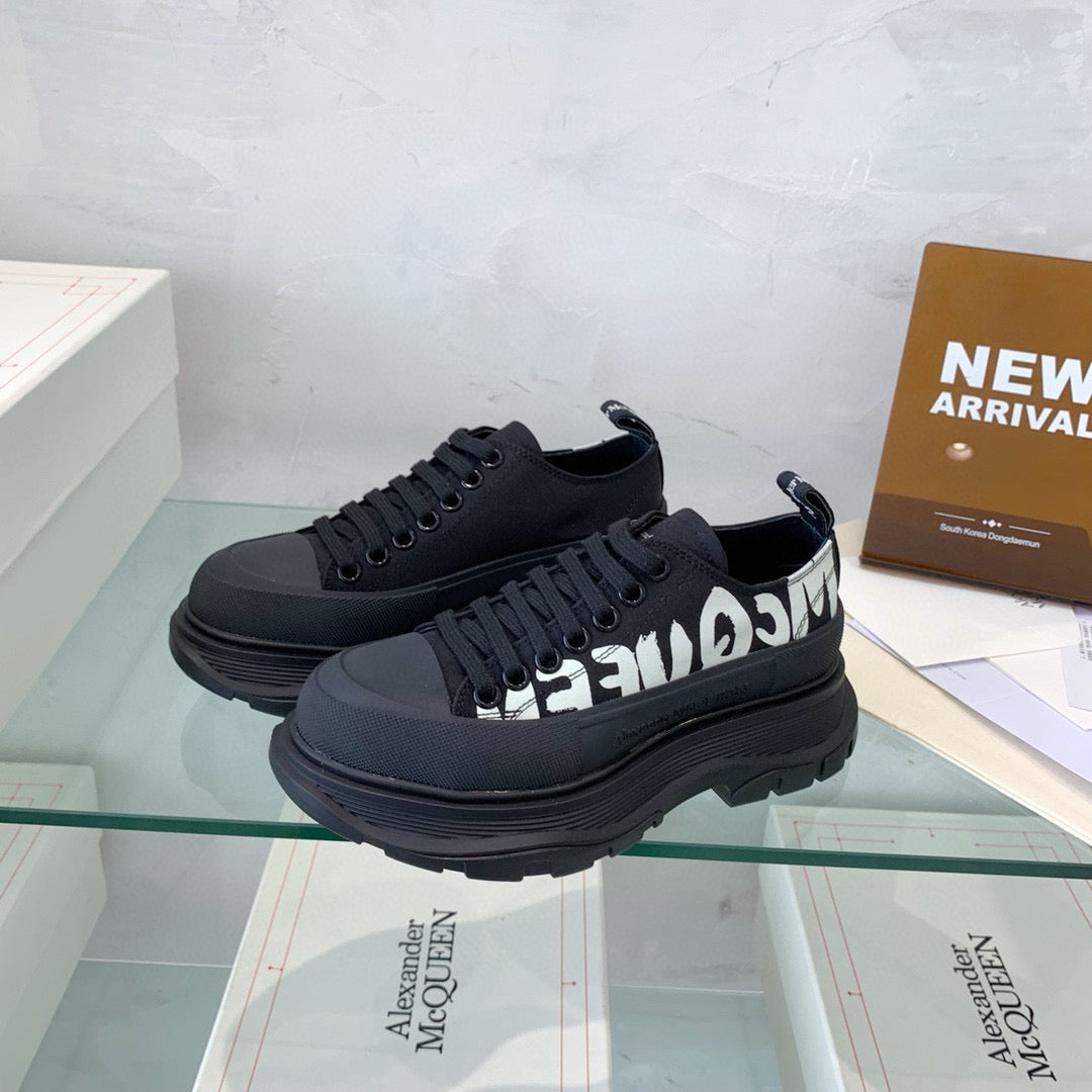 Alexander McQueen Sneakers