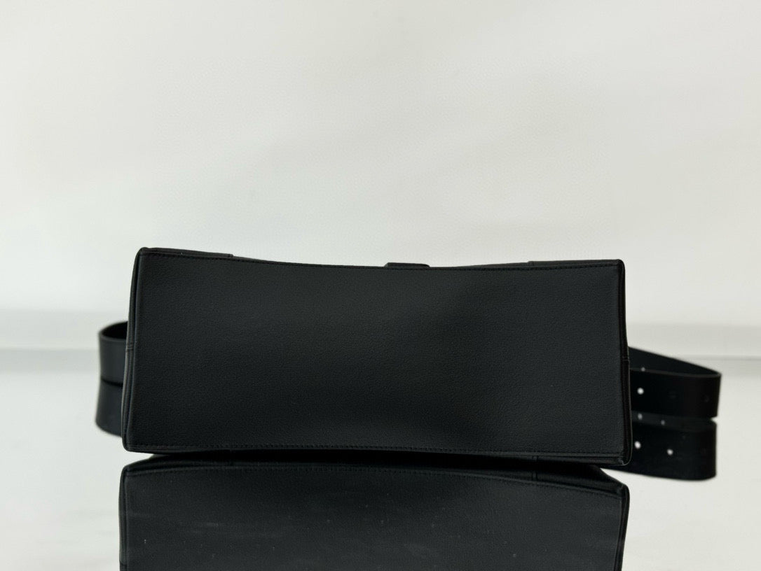 BLCG Hourglass Black Leather Downtown Shoulder Bag(30x17.3x10cm)