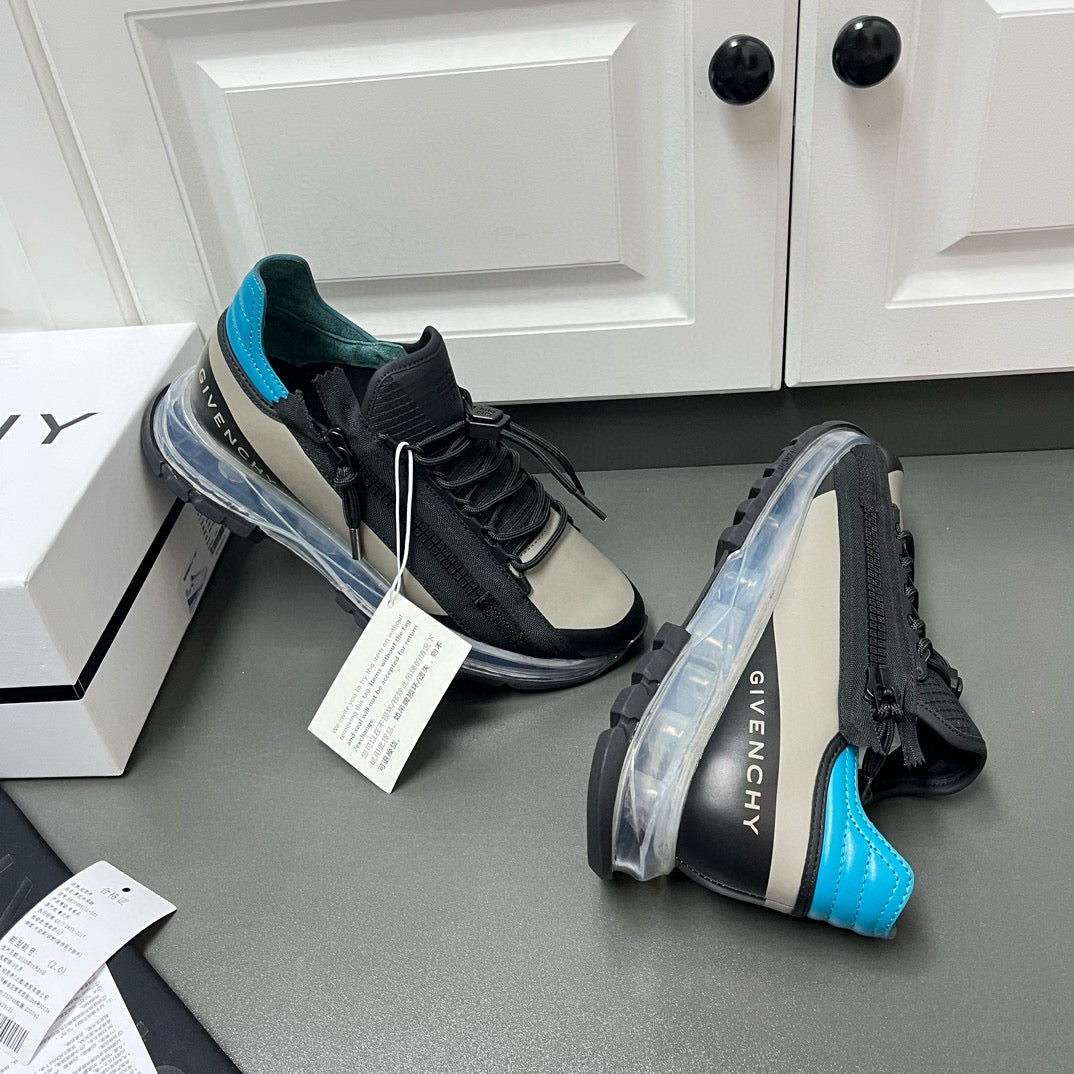 Givenchy Sneakers