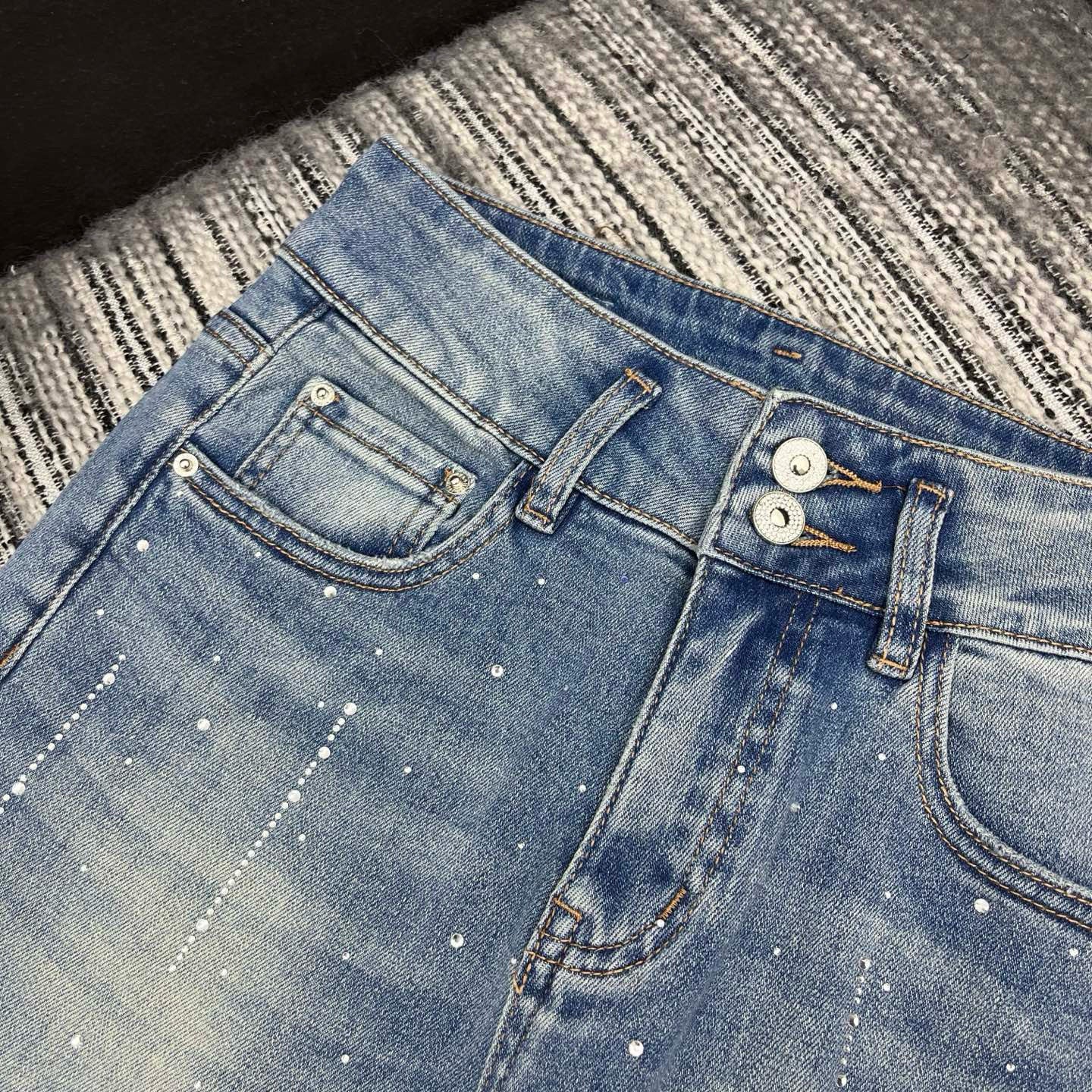 Chanel Jeans