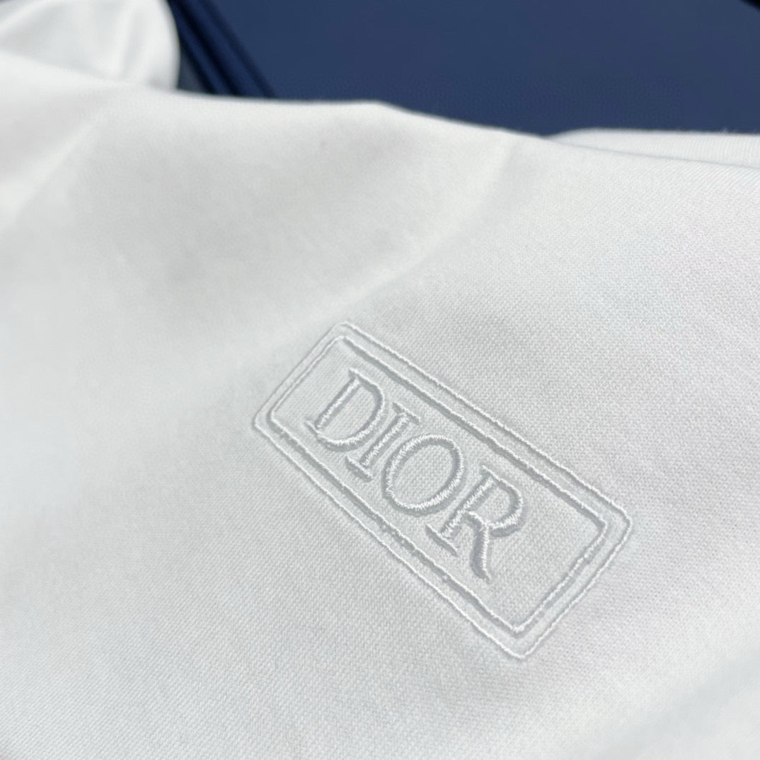 Dior T-shirt