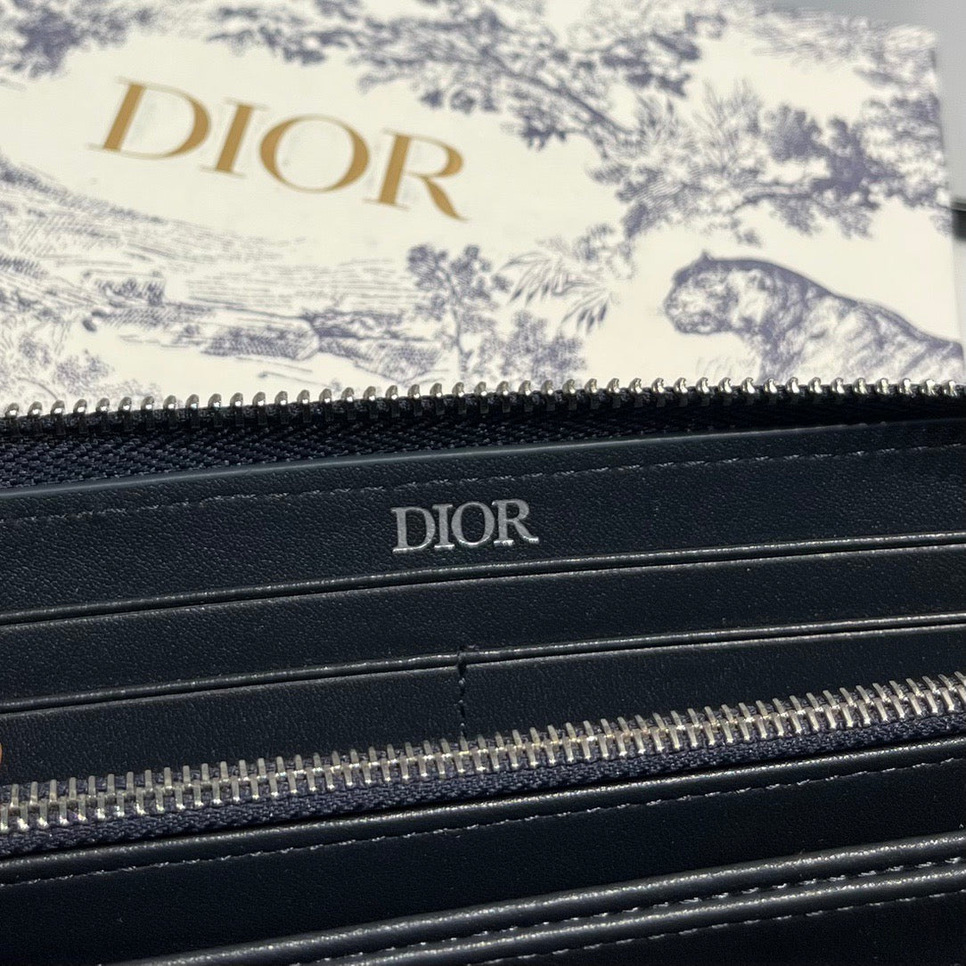 Dior Wallet