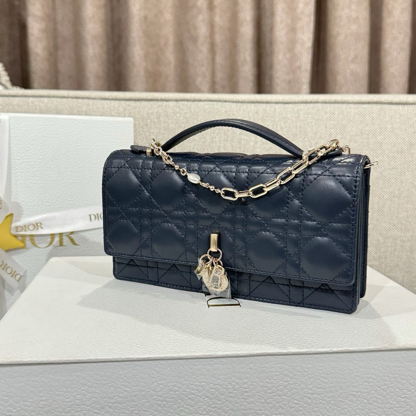 Dior WOC
