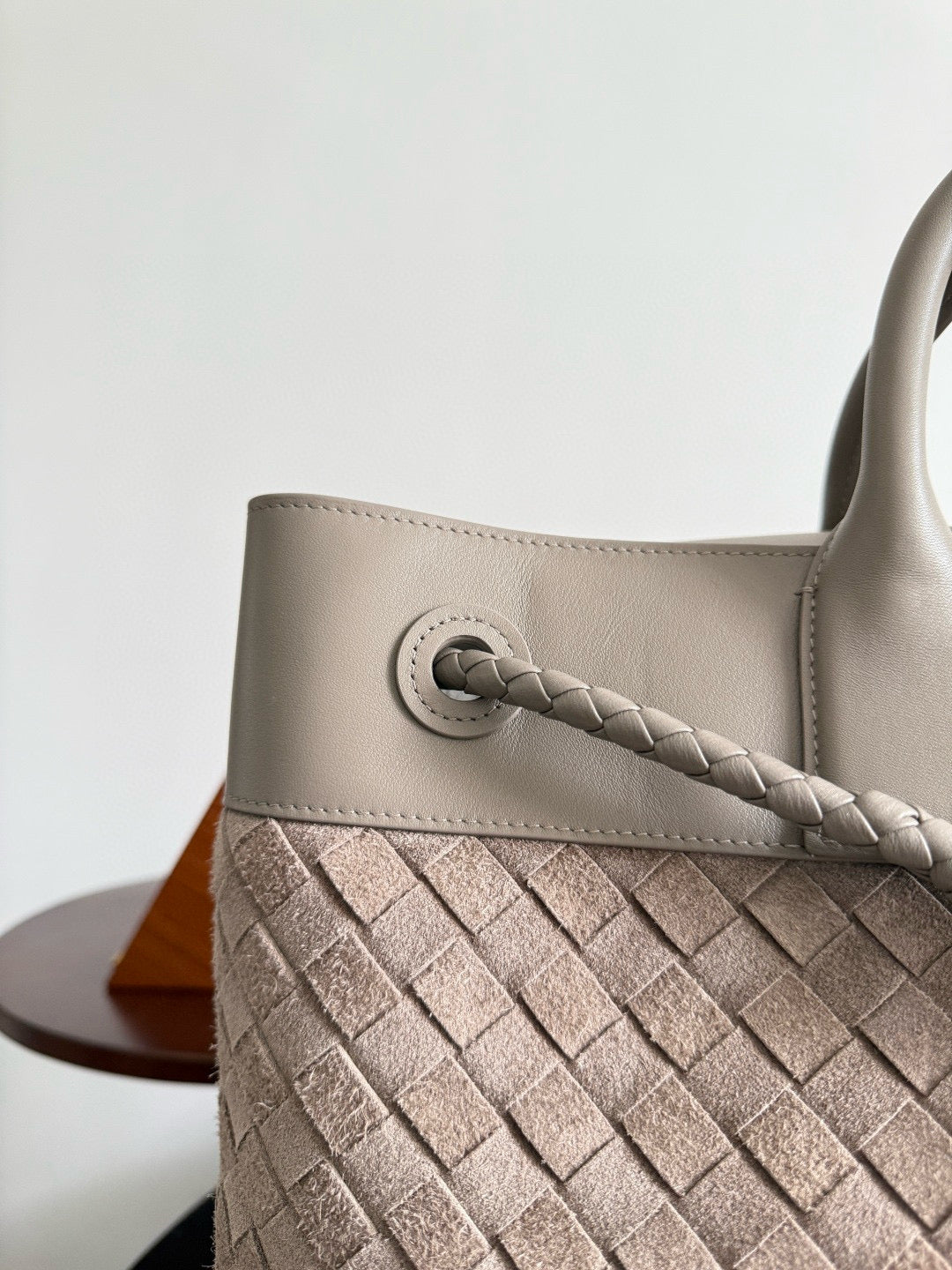 BV Andiamo Voyager Suede Tote Bag 43x39x20cm