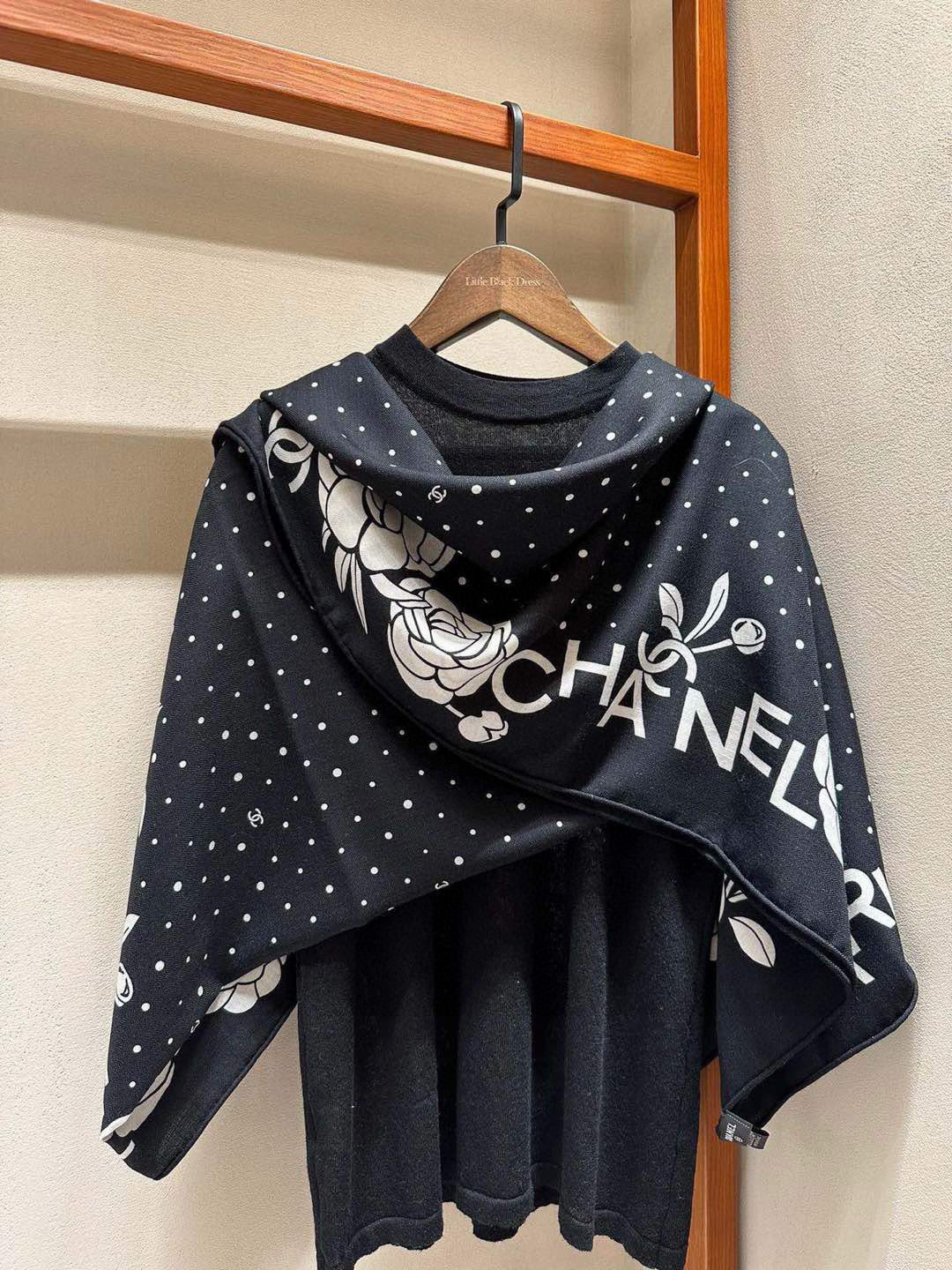 Chenel Scarves