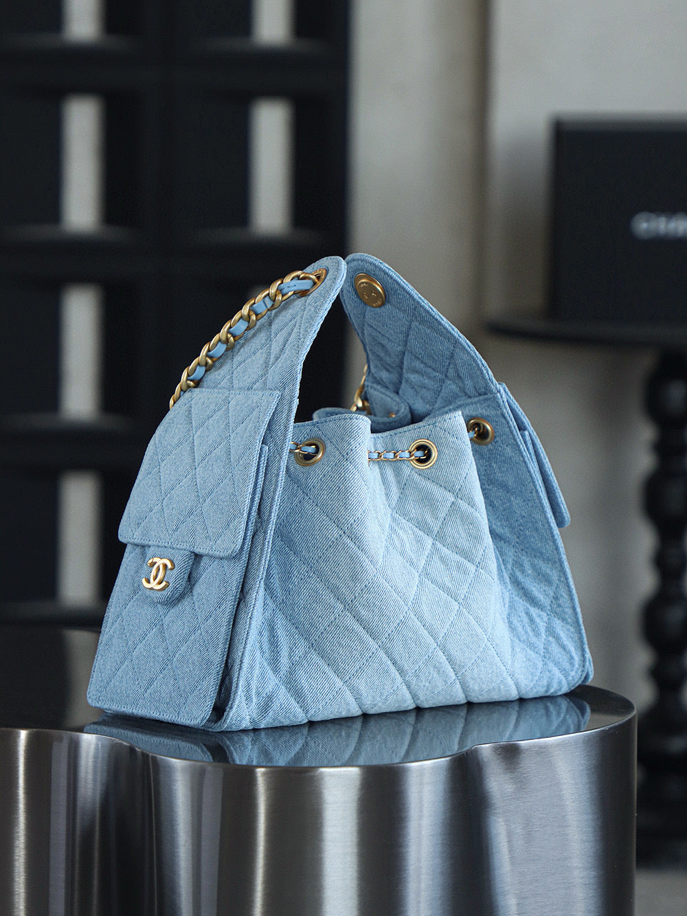 Chanel Shoulder 25Bag (small)