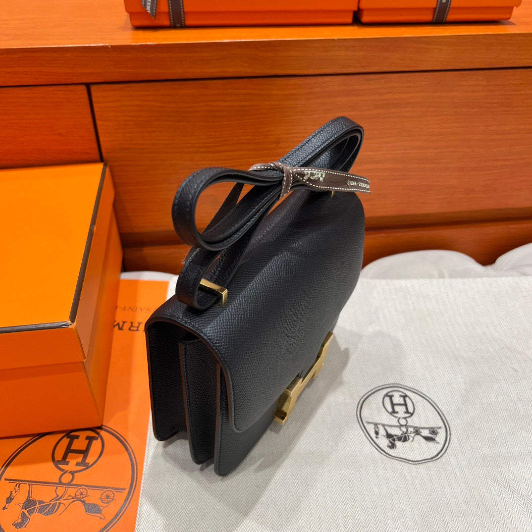 Hermes Constance 19