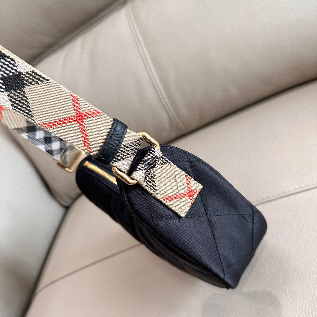 Burberry Horseshoe