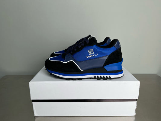 Givenchy Sneakers