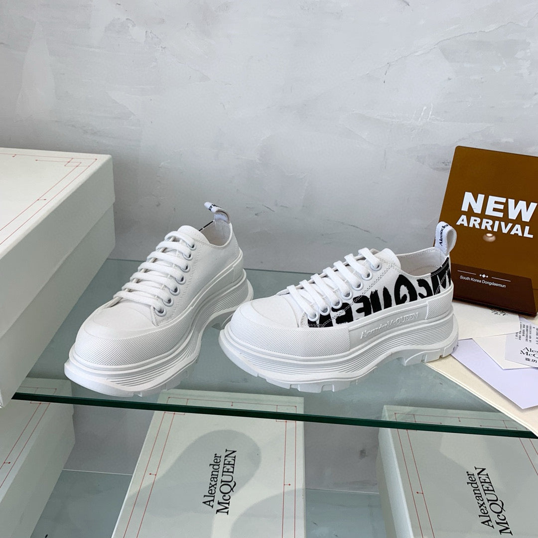Alexander McQueen Sneakers