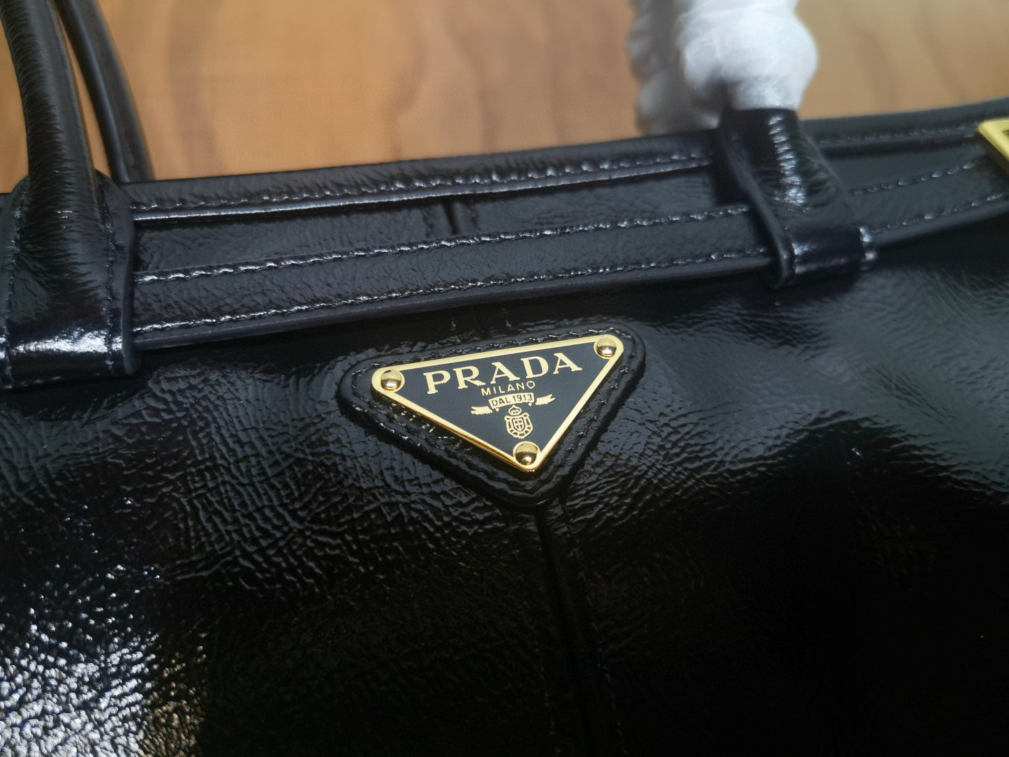 Prada Handbag 32x15x12cm