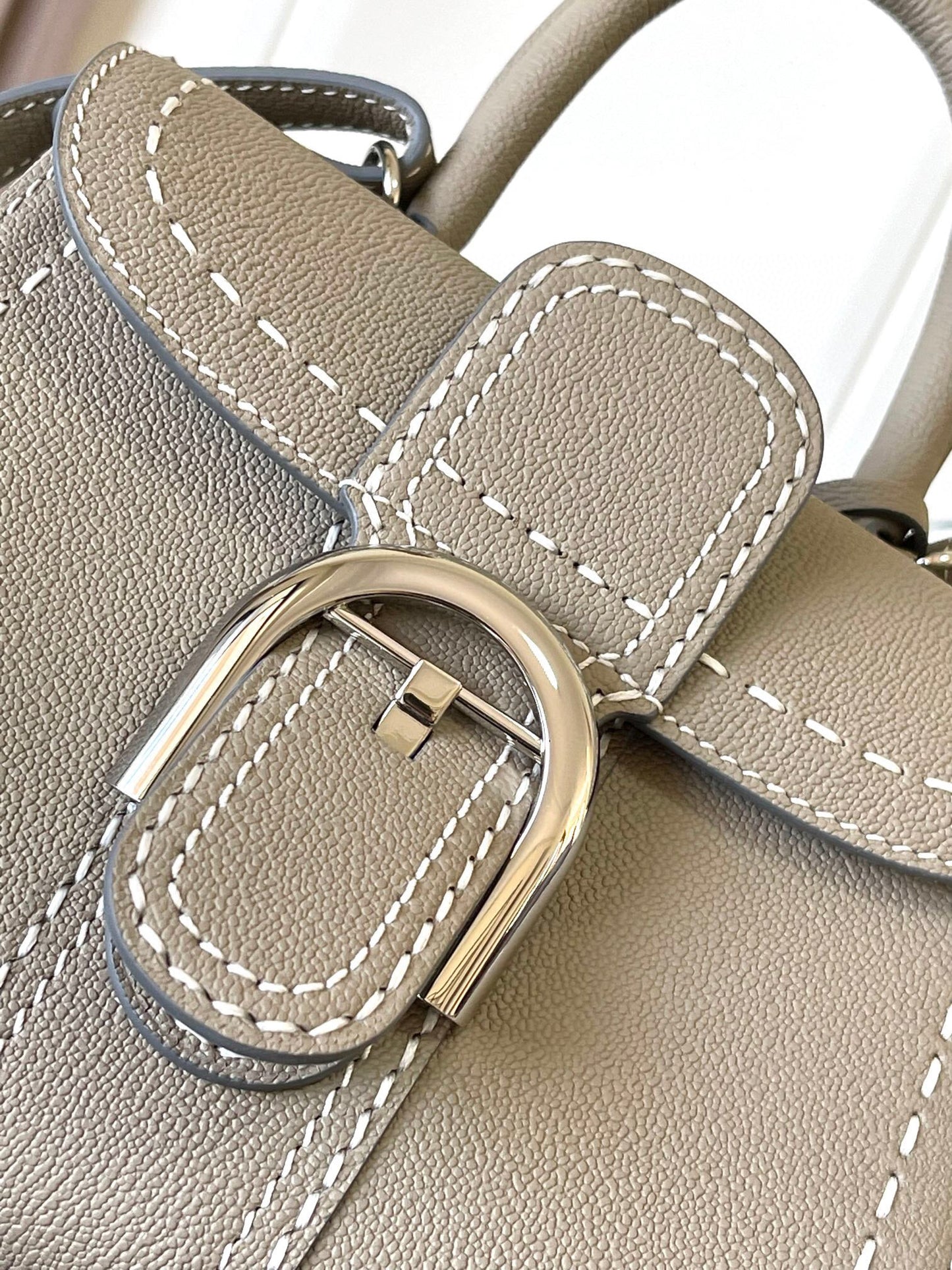 Delvaux Le Brilliant