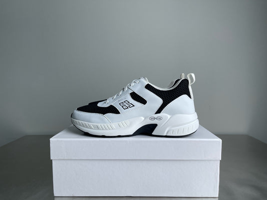 Givenchy Sneakers
