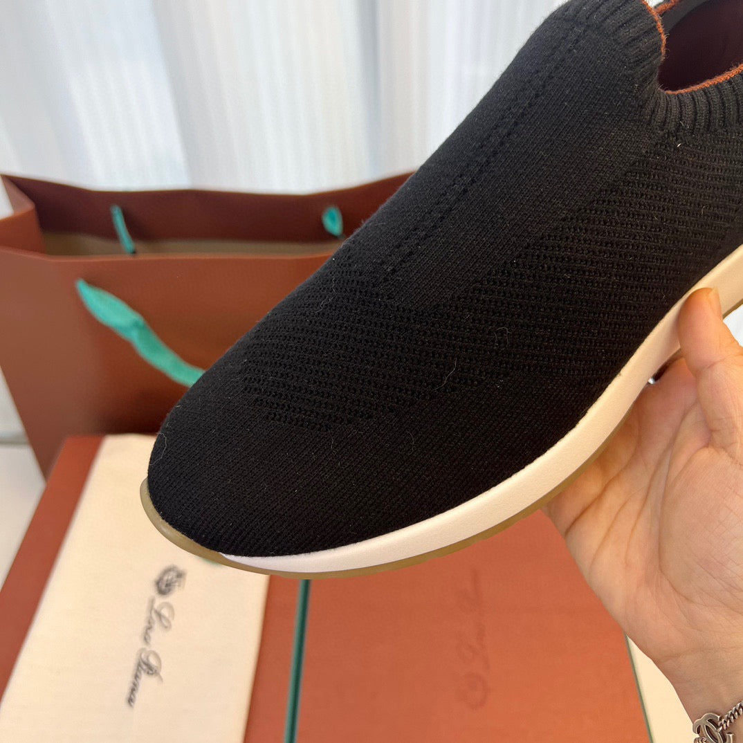 LP Sneakers