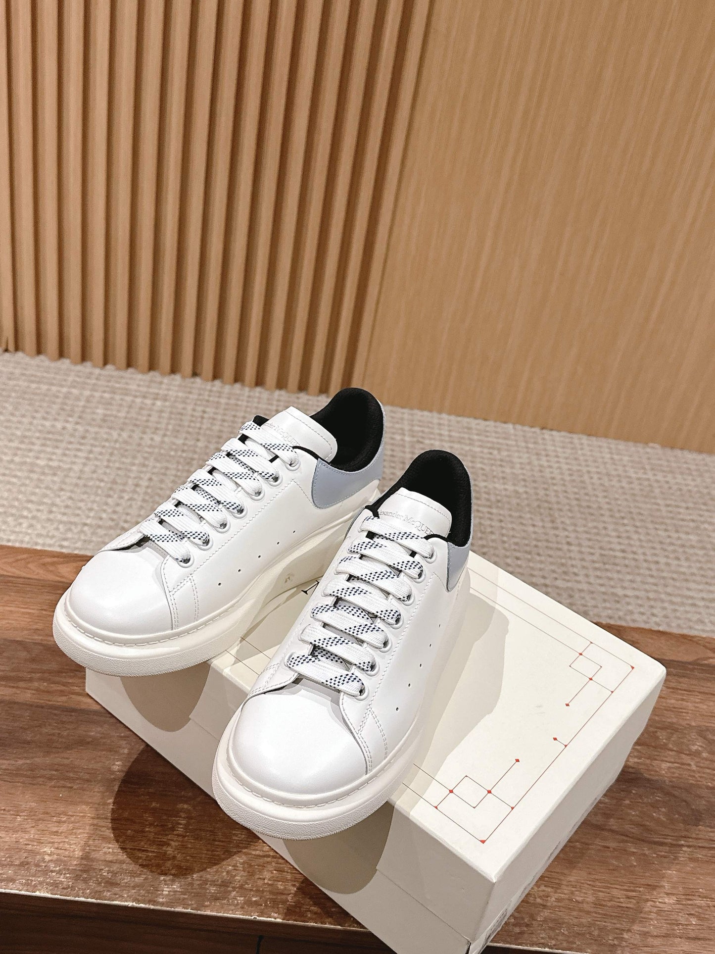 Alexander McQueen Sneakers