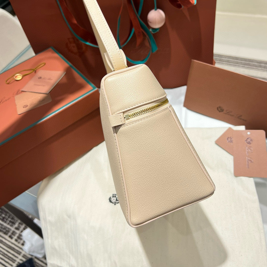 Loro Piana Extra Bag 27