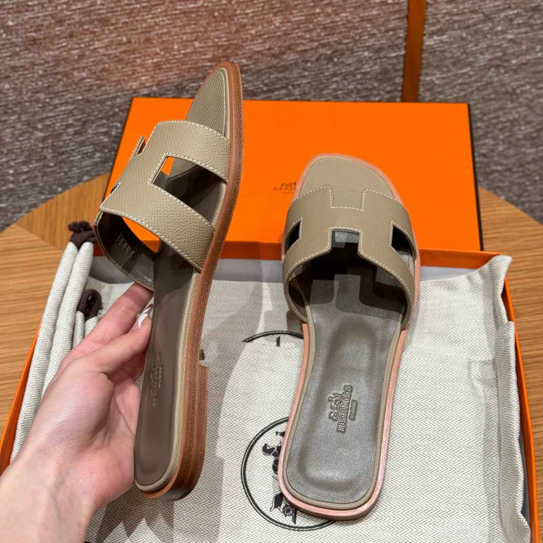 Hermes Sandals