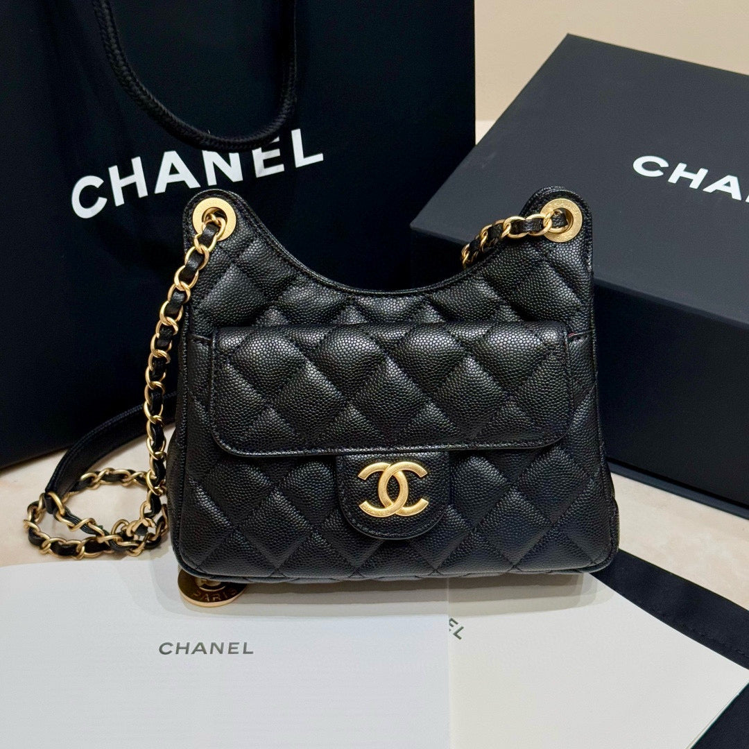 Chanel 24C Hobo (19x17x6cm)