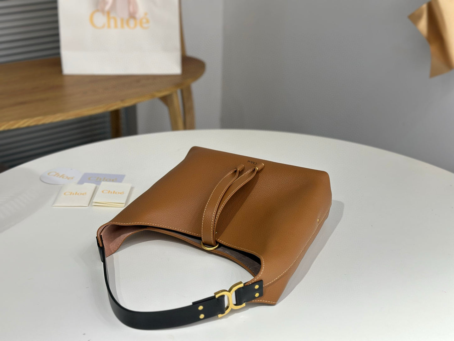 Chloe Marcie Hobo