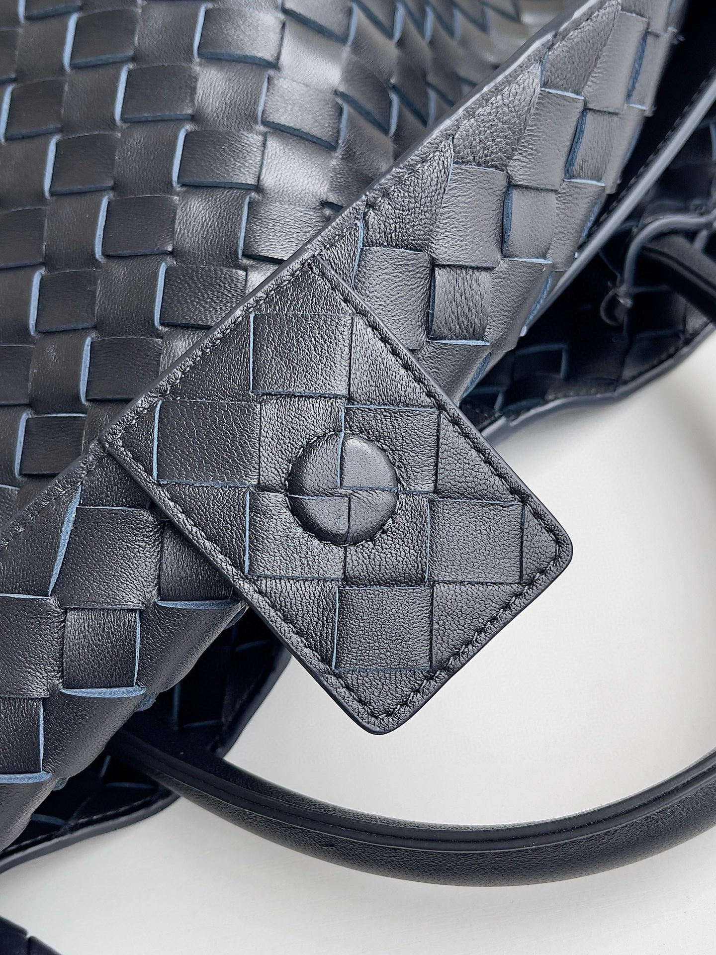 Bottega Veneta Shoulder Bag