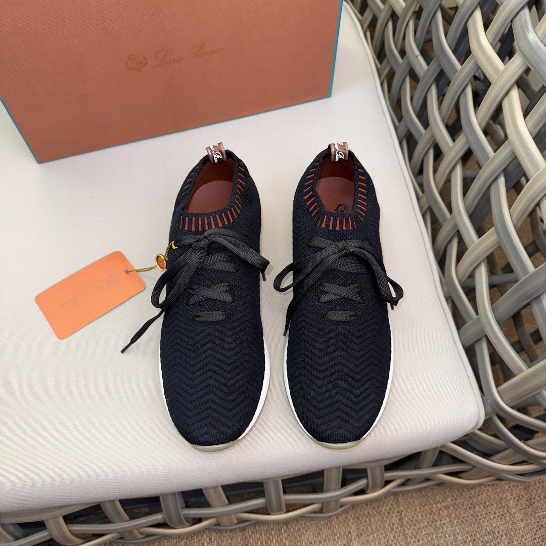 LP Sneakers