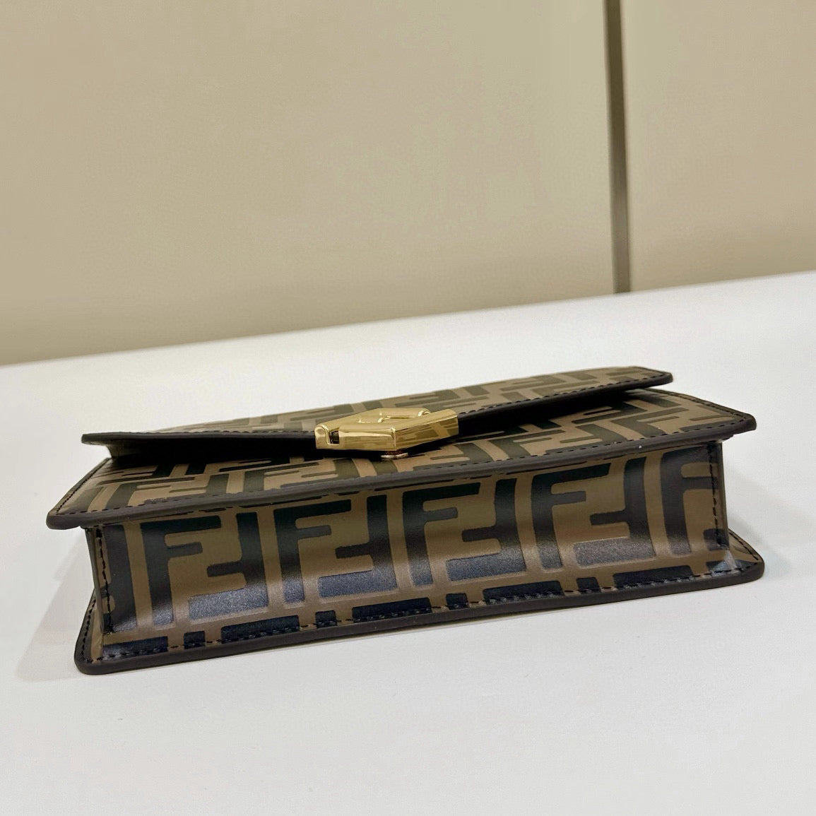Fendi Wallet On Chain Baguette