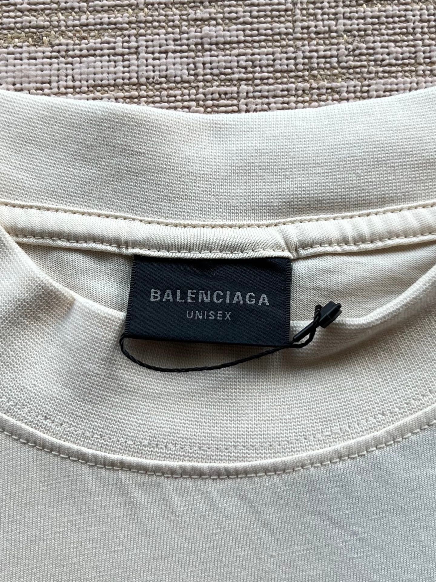 Balenciaga T-Shirt