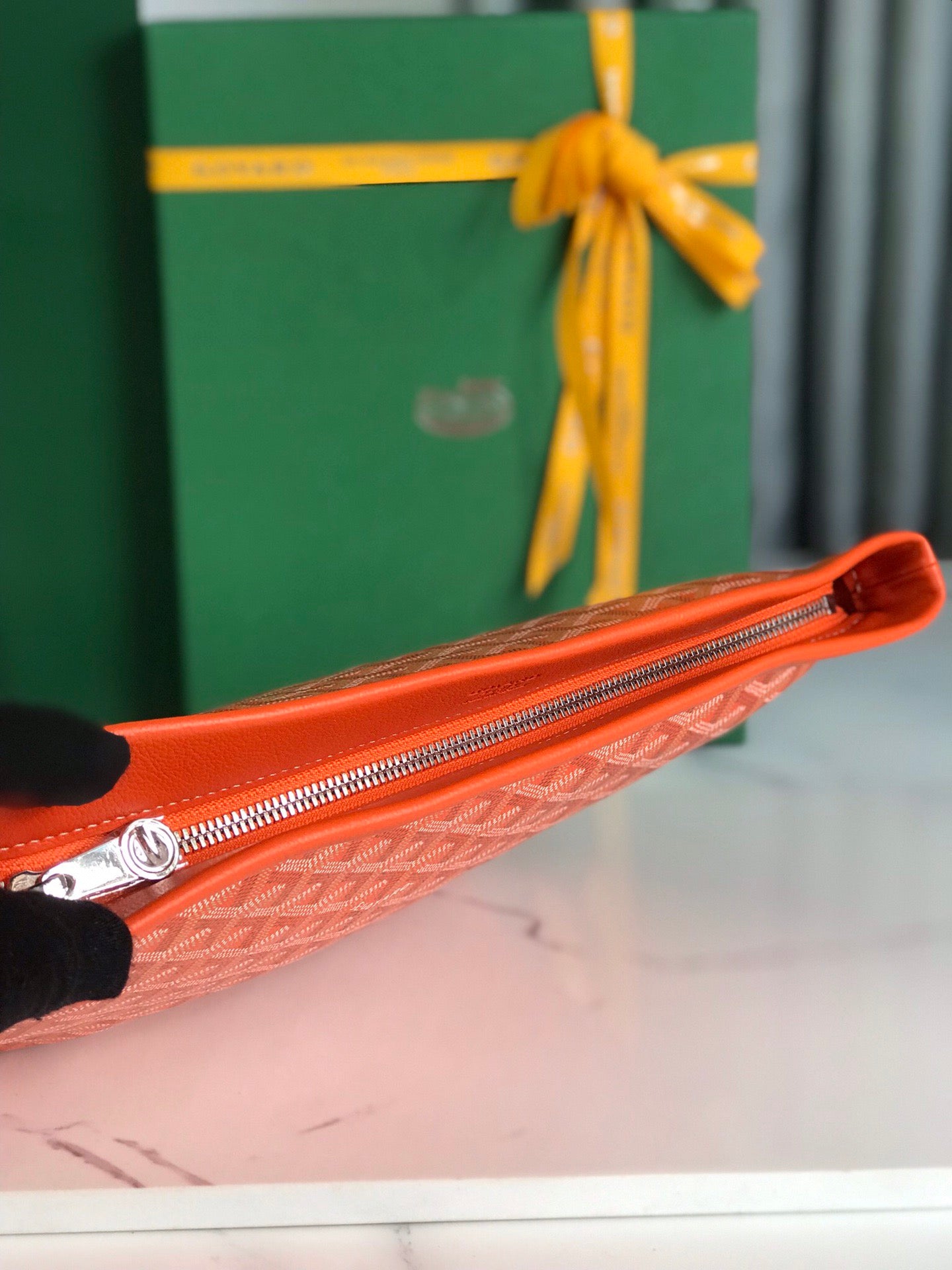 Goyard Conti