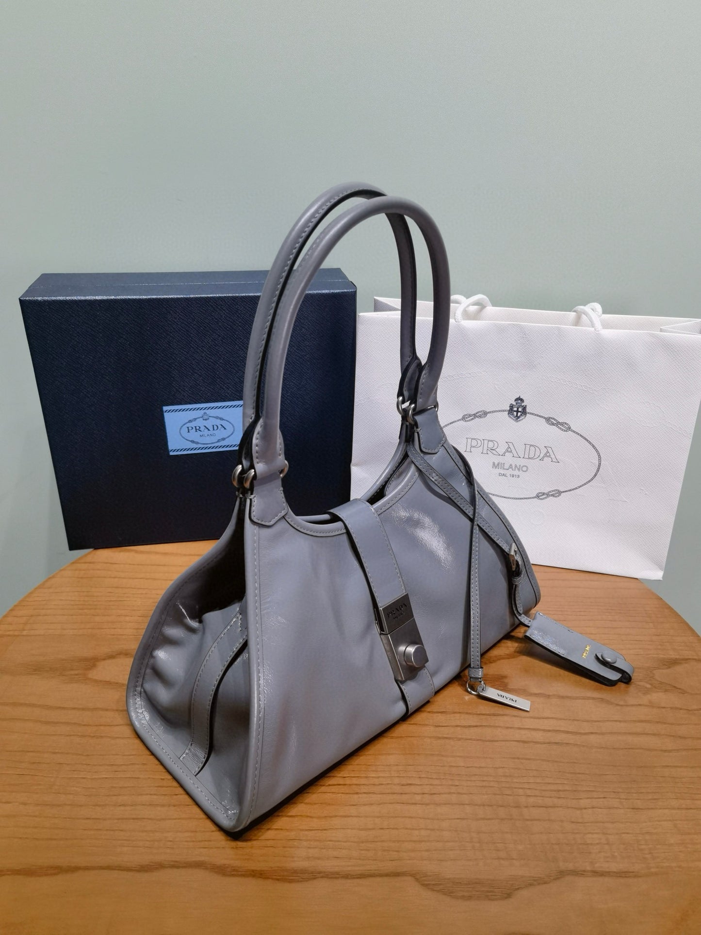 Prada Handbag 42x28x20cm