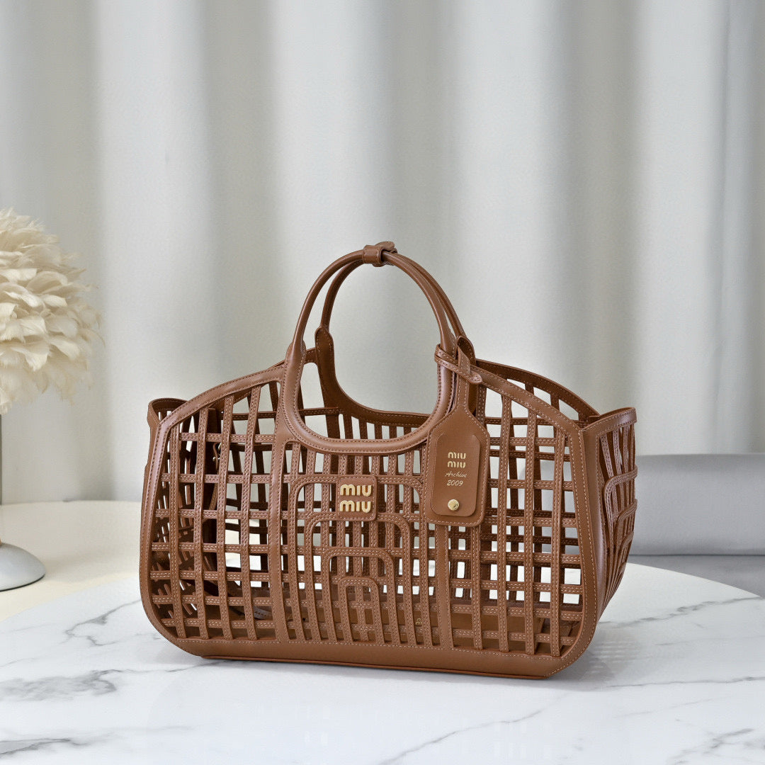 Miu Miu basket Bag