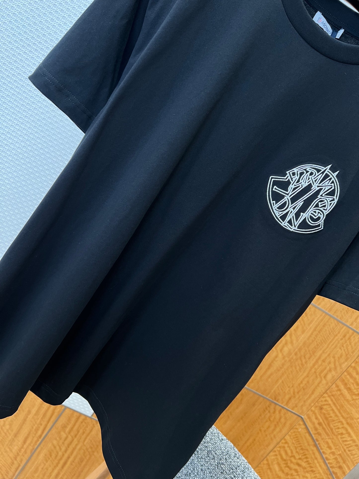 Moncler T-shirt