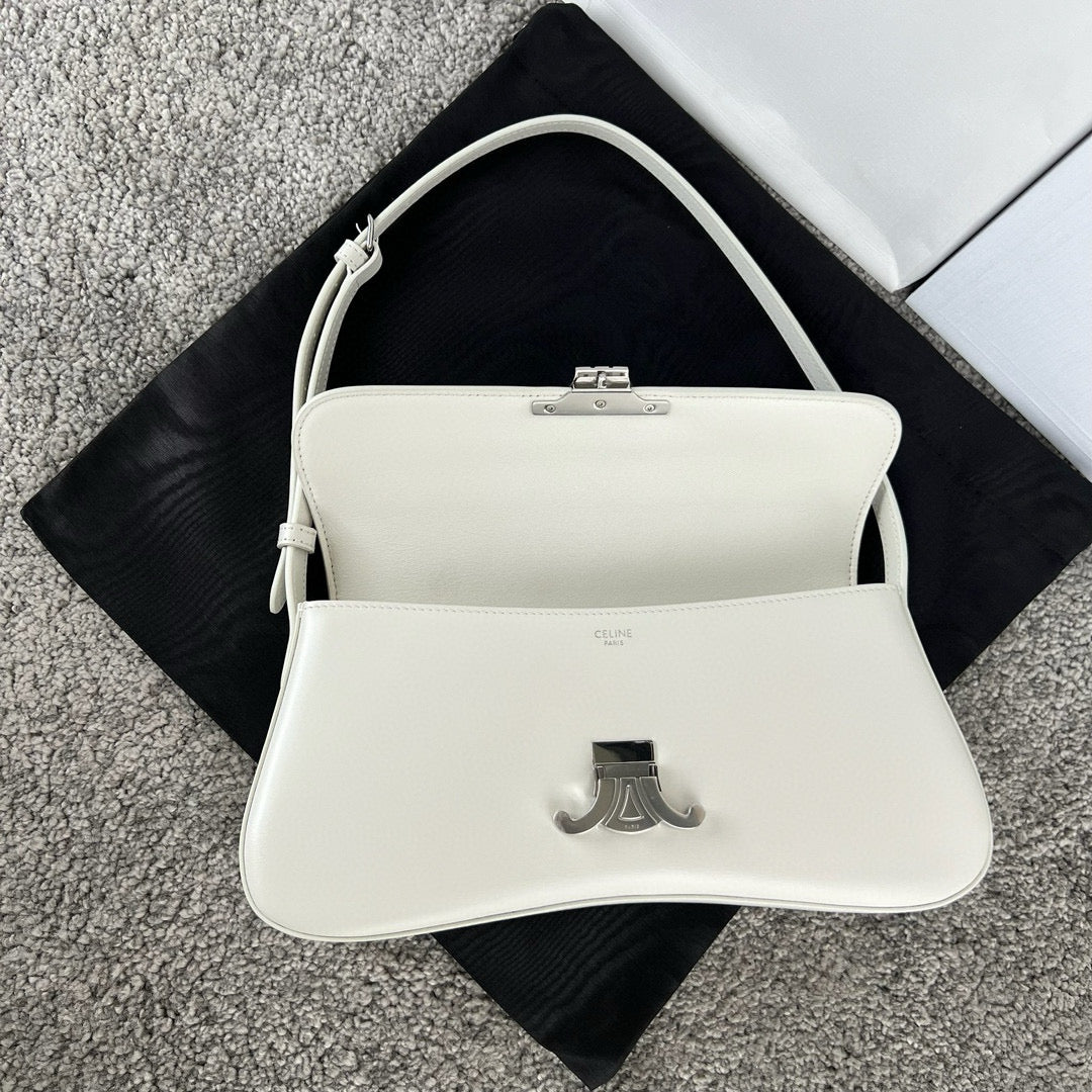 Celine Triomphe Hobo