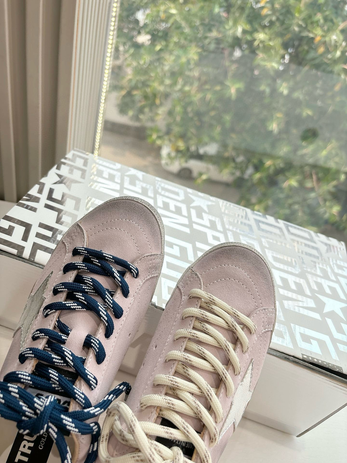 Golden Goose Sneaker