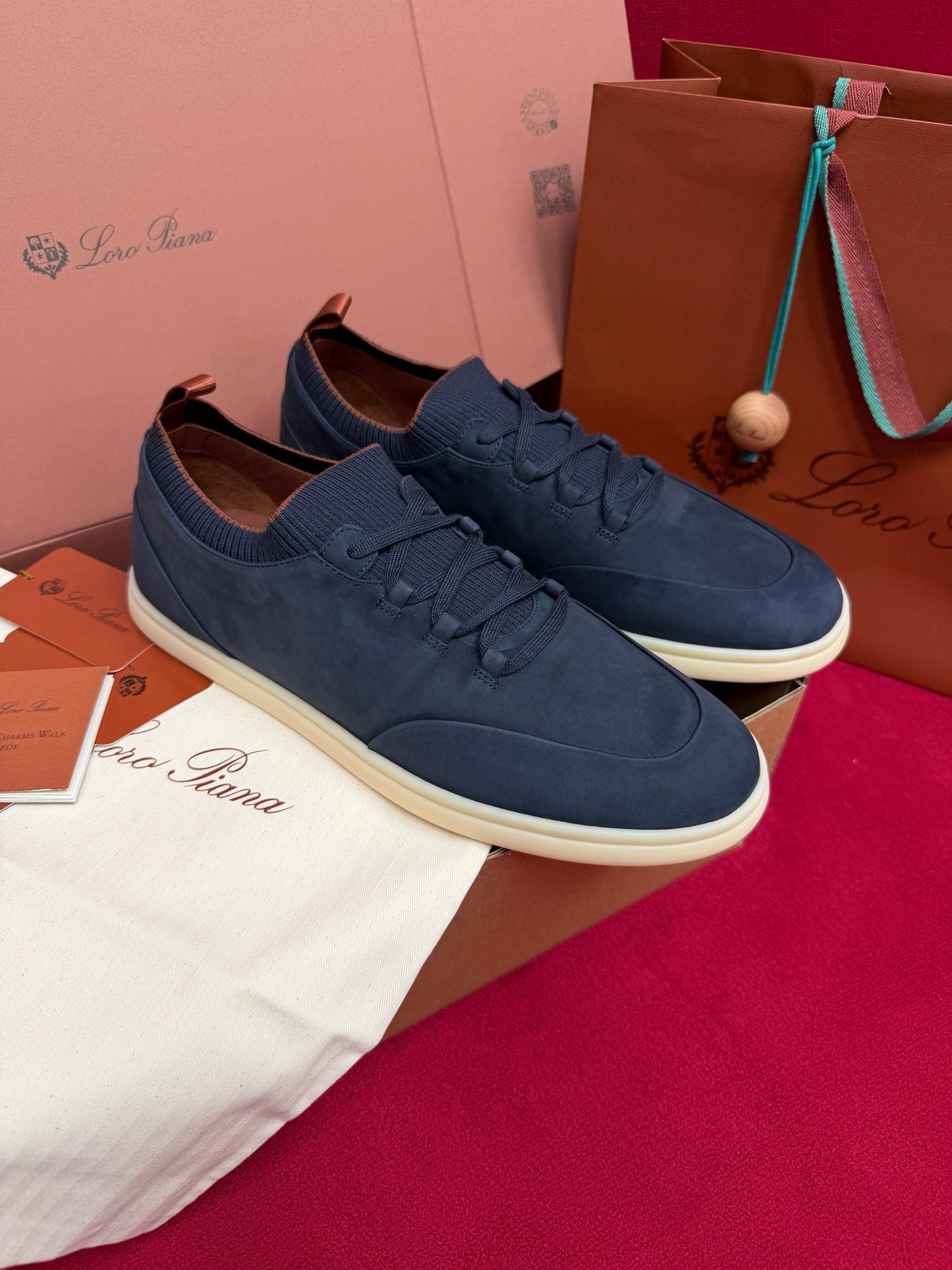 LP Sneaker