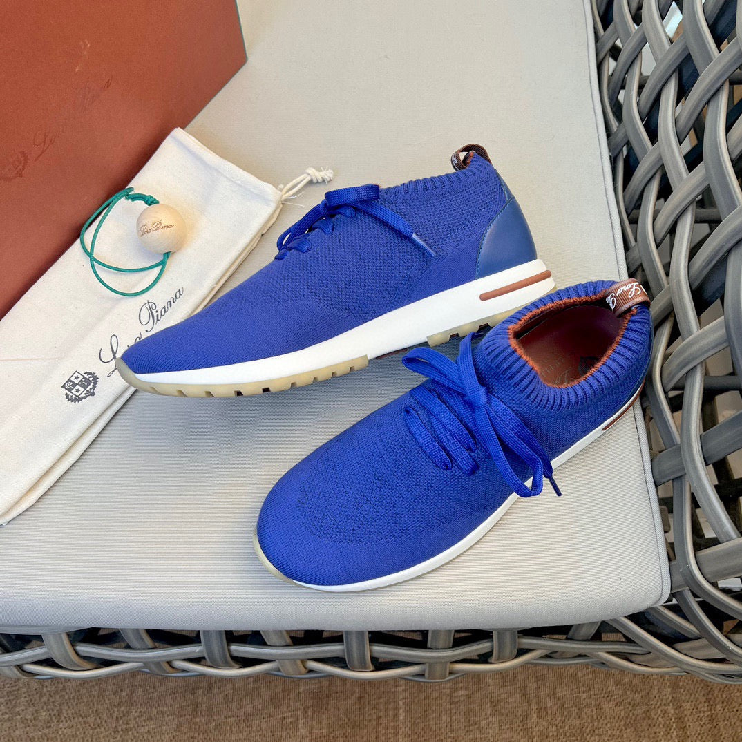 LP Sneakers