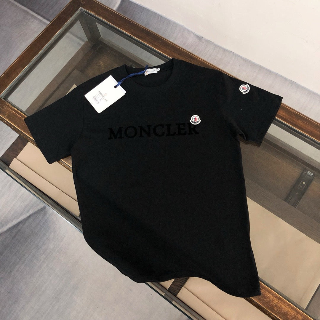 Moncler T-shirt