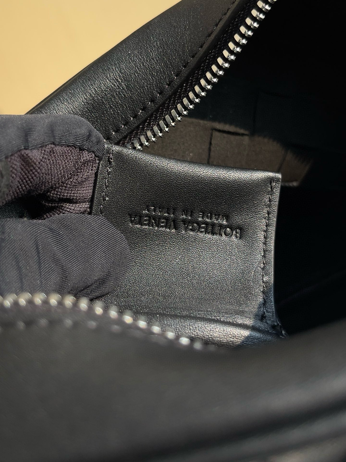 BV Intrecciato Camera Bag