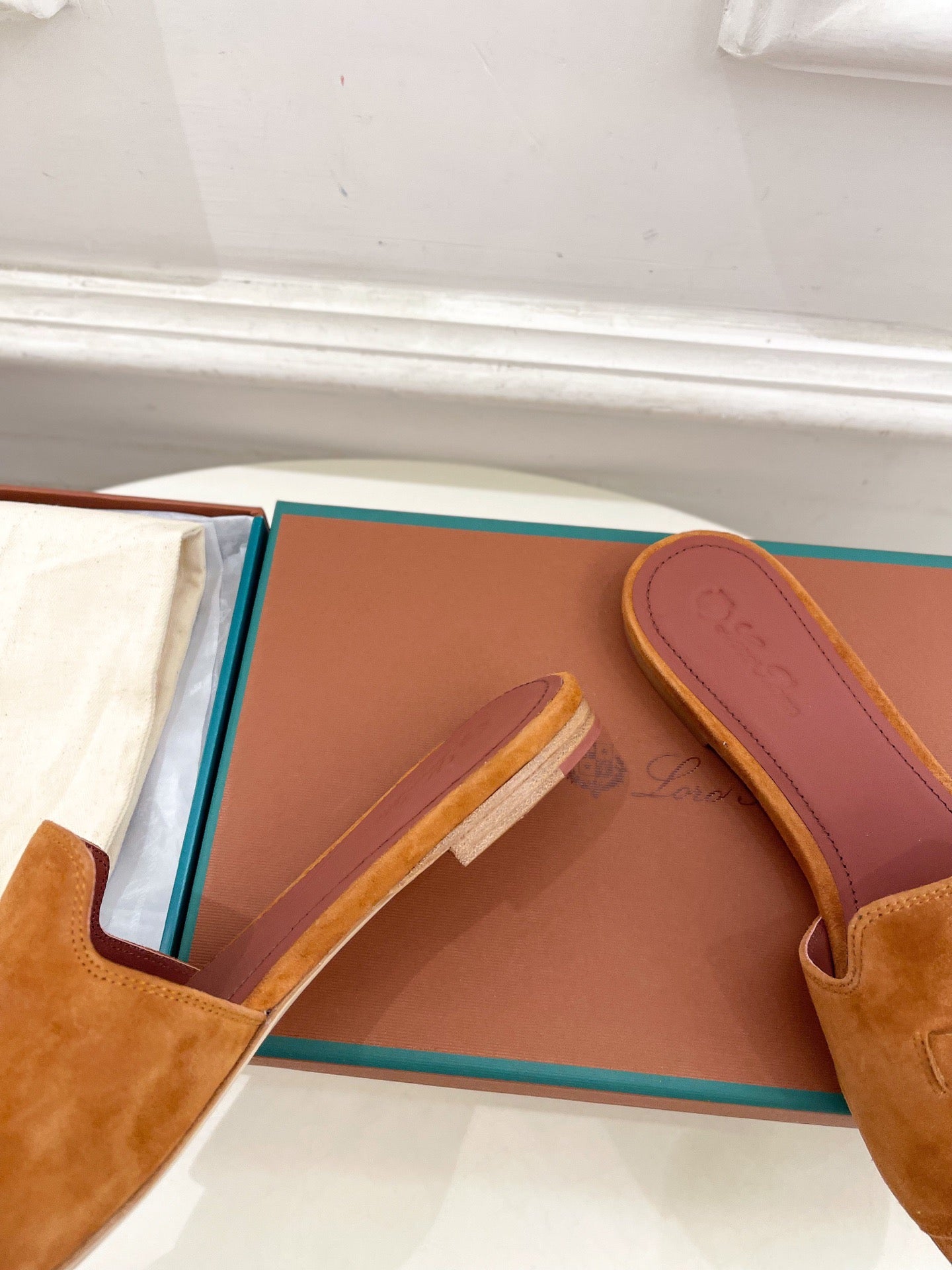 LP Sandals