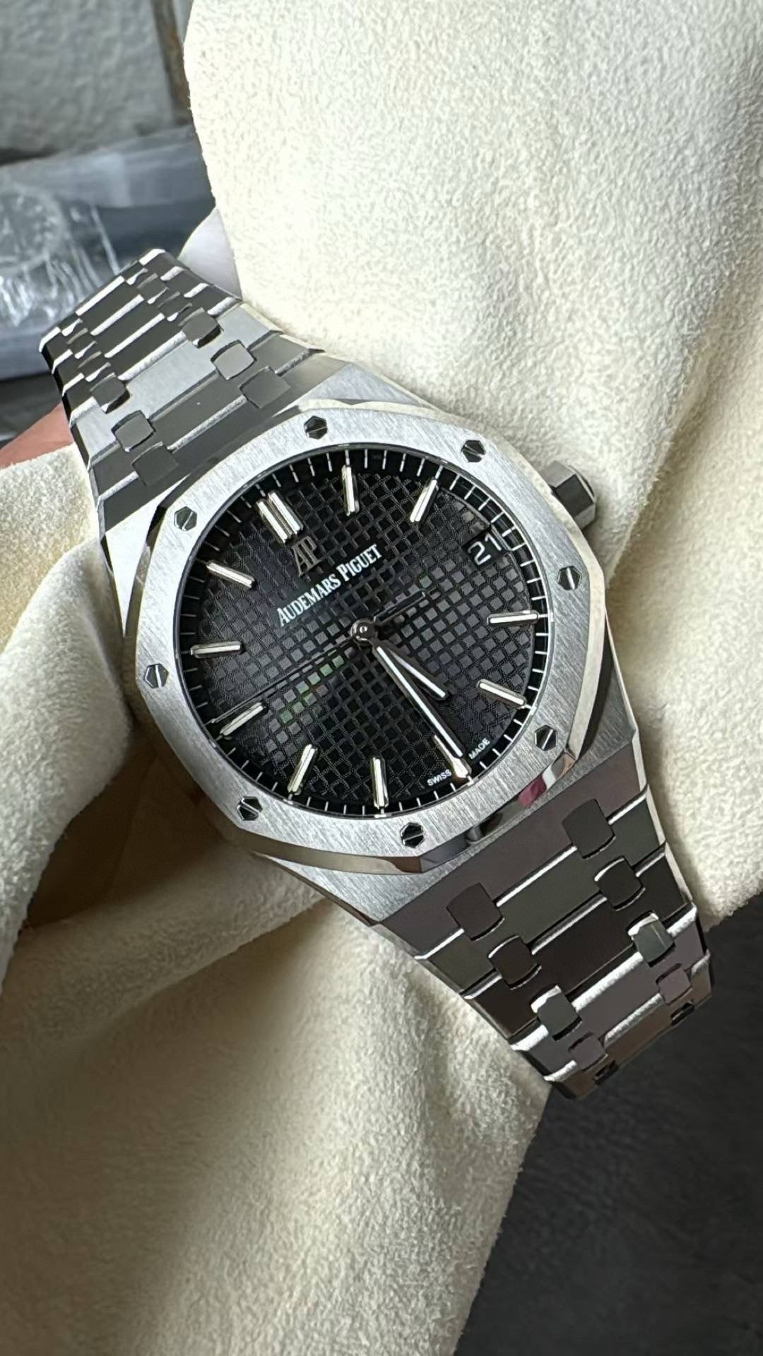 Audemars Piguet Royal Oak Selfwinding 15500ST 41mm