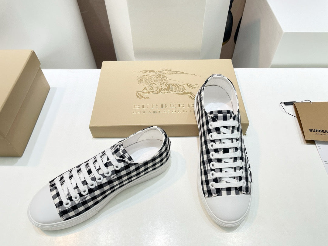 Burberry Sneakers