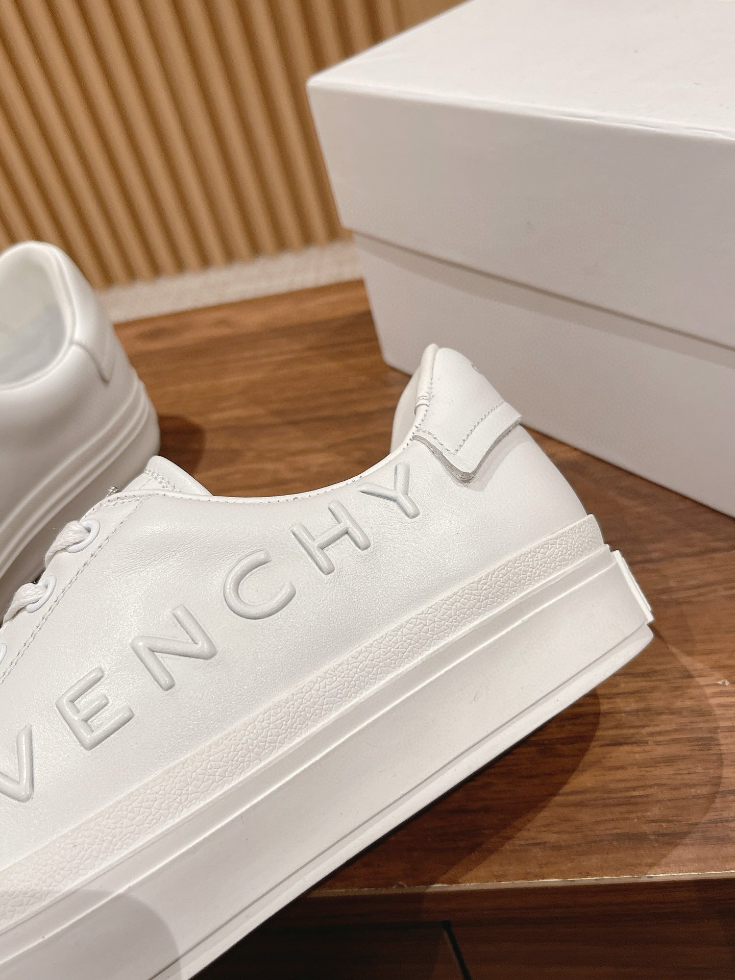 Givenchy Sneakers