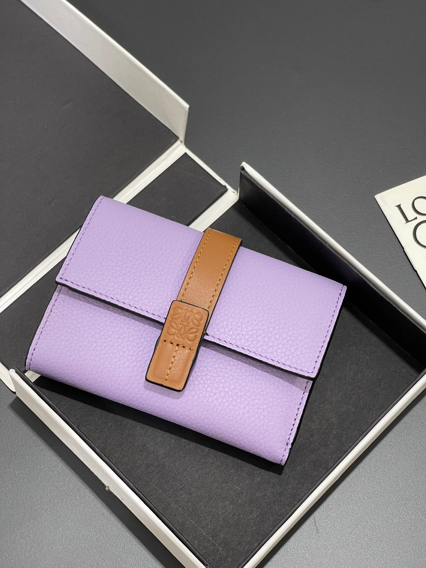 Loewe Wallet