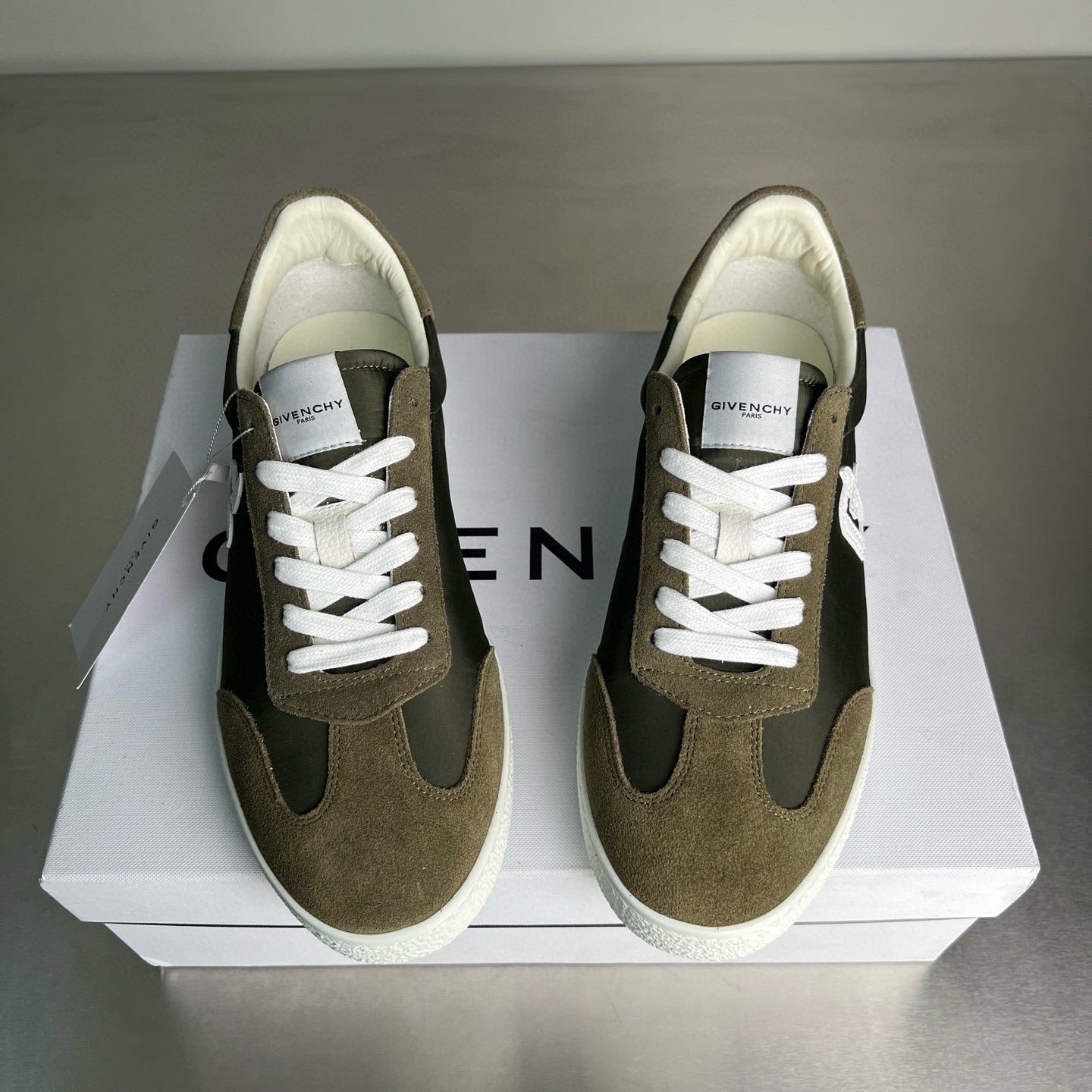 Givenchy Sneakers