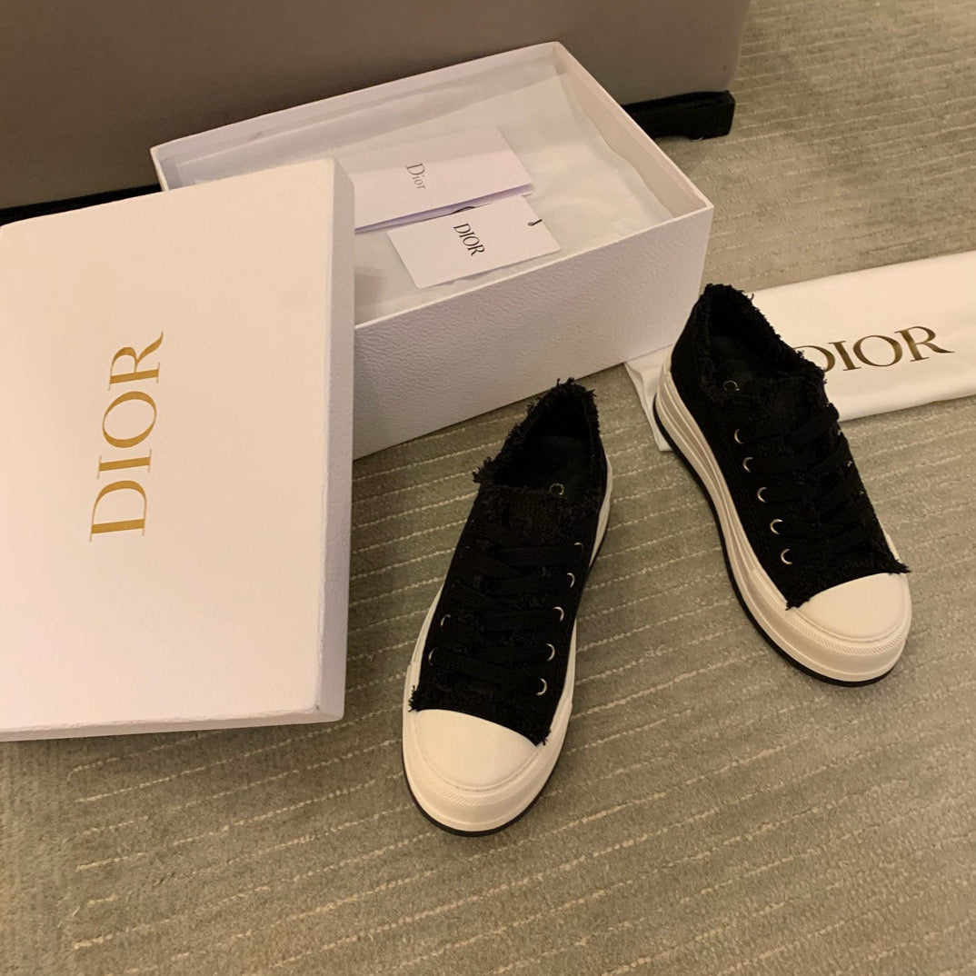 Dior Sneakers