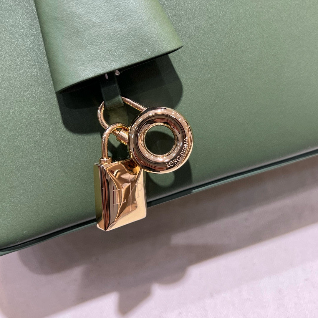 Loro Piana Extra Bag 27