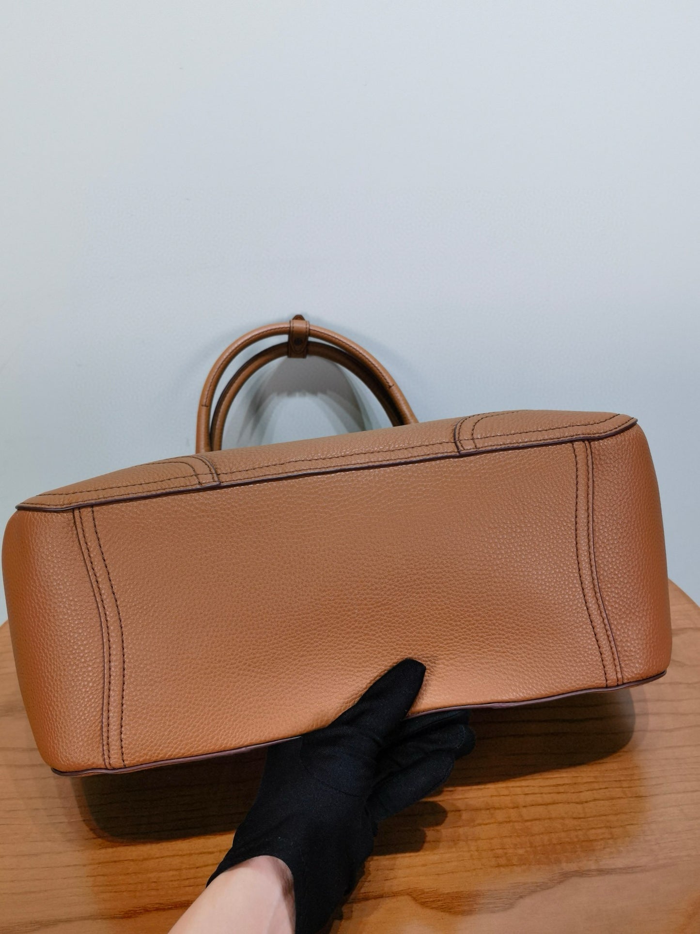 PD Large Leather Tote Bag
 38x32x14cm